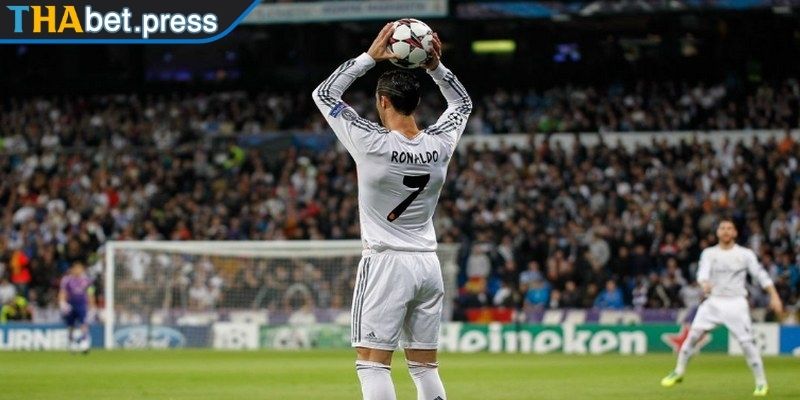 Kèo Ném Biên THABET - Các Loại Cược & Chiến Thuật Chơi Chuẩn 1 Thế nào là kèo ném biên?