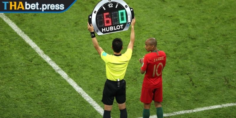 Kèo Thay Người Là Gì? Chiến Thuật Phân Tích Chuẩn Từ THABET 3 Kết hợp thống kê từng giải