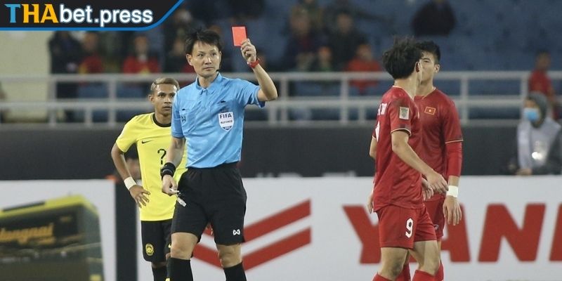 Kèo Thẻ Đỏ THABET - Cách Chơi Và Chiến Thuật Soi Hiệu Quả 2 Cược tổng số lượng